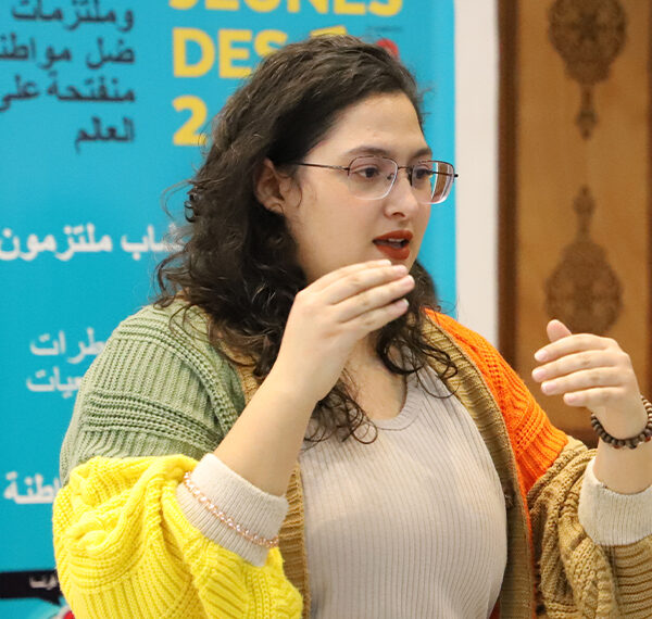 Salma Hachem, Animatrice Jeunes des deux rives (J2R)